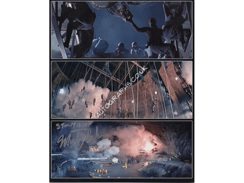 James Bond stunt man Micky Baker signed authentic genuine original autographs. COA UACC