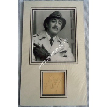 Peter Sellers genuine authentic signed autograph photo display. COA UACC