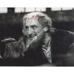 Ron Moody Oliver! Fagin Genuine authentic autograph signed photo. COA UACC