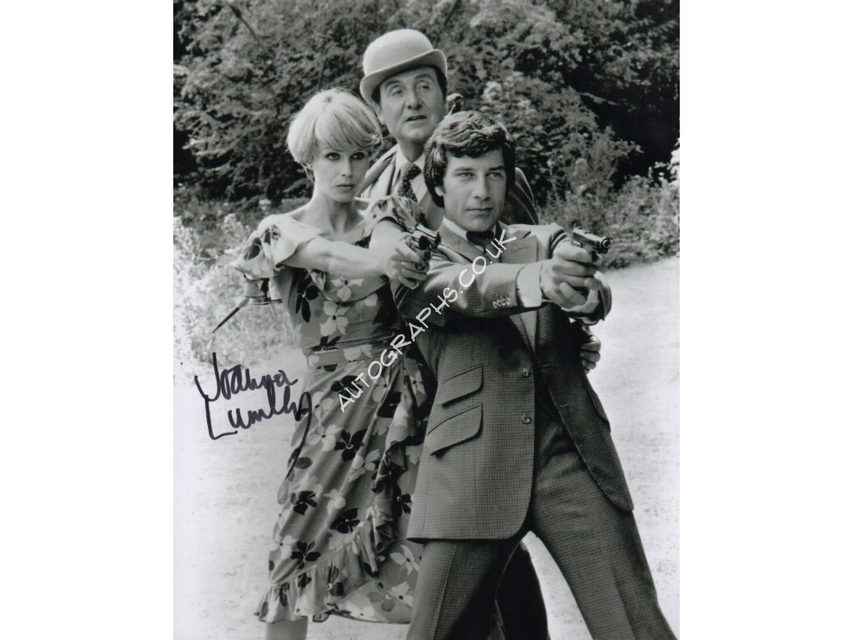 Joanna Lumley Avengers genuine authentic autograph signed photo. COA UACC Joanna Lumley Avengers genuine authentic autograph signed photo. COA UACC
