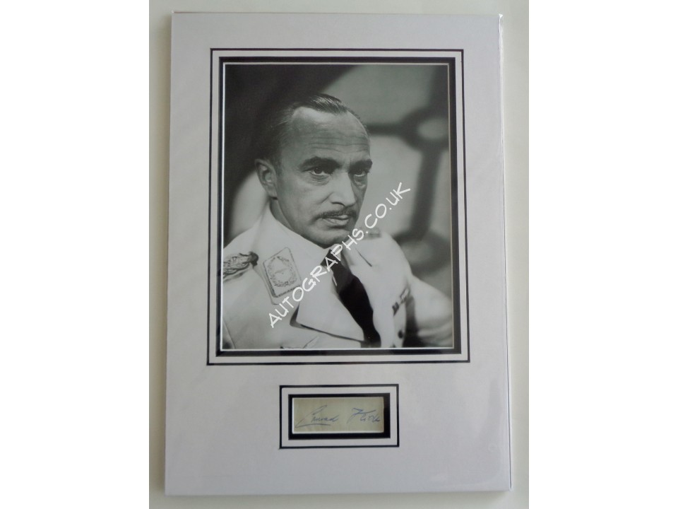 Conrad Veidt genuine authentic autograph signature and photo. COA UACC Conrad Veidt genuine authentic autograph signature and photo. COA UACC