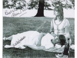 Glenda Jackson Jennie Linden genuine authentic autograph signed photo. COA UACC