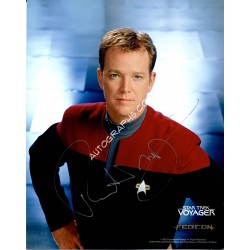Robert Duncan McNeil Star Trek genuine signed authentic autograph photo. COA UACC