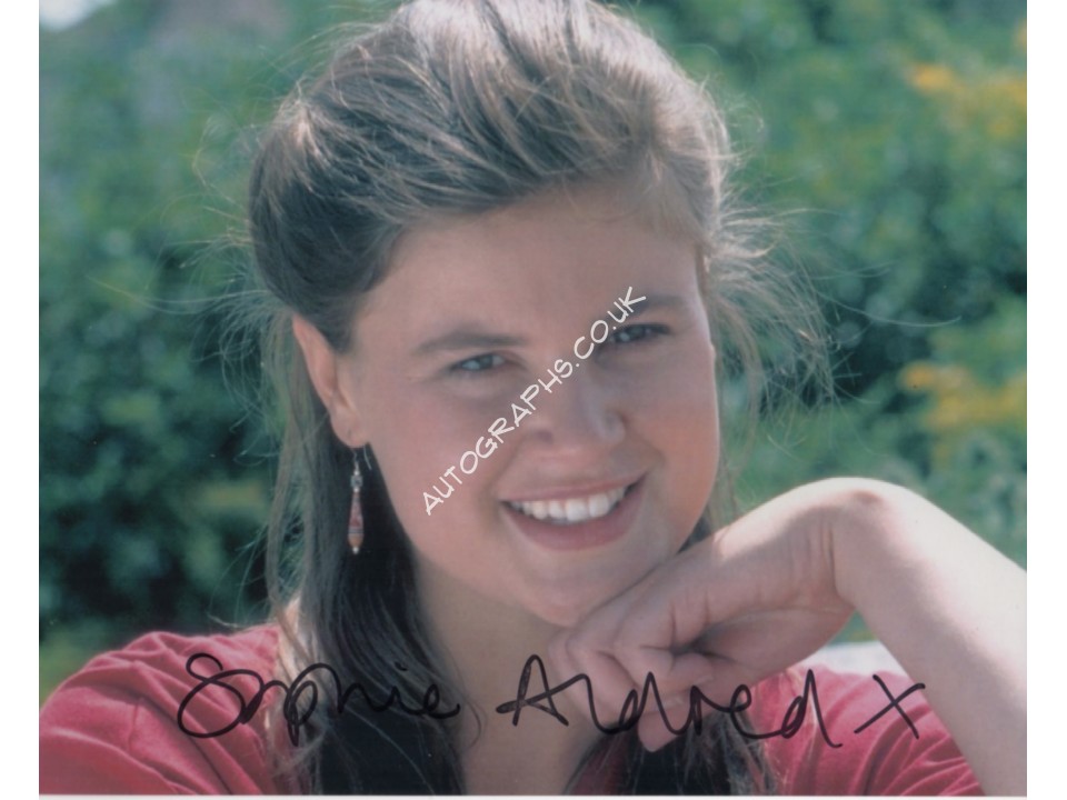 Doctor Who Sophie Aldred genuine authentic signed autograph photo 2. COA UACC Doctor Who Sophie Aldred genuine authentic signed autograph photo 2. COA UACC