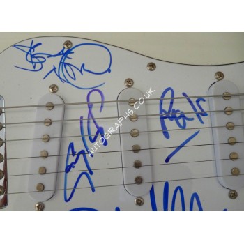 Spandau Ballet Hadley Kemp genuine fully signed authentic autograph guitar. COA UACC Spandau Ballet Hadley Kemp genuine fully signed authentic autograph guitar. COA UACC