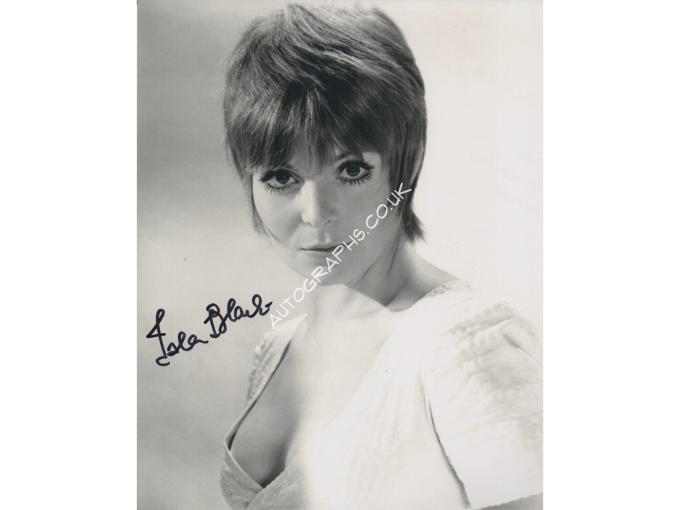 Isla Blair Hammer etc authentic genuine signed autograph photo. COA UACC Isla Blair Hammer etc authentic genuine signed autograph photo. COA UACC