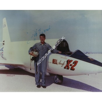 Pete Everest test pilot authentic genuine signed autograph photo. COA UACC