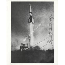 Konrad Von Dannenburg V1 V2 Von Braun genuine authentic autograph signed image. COA UACC