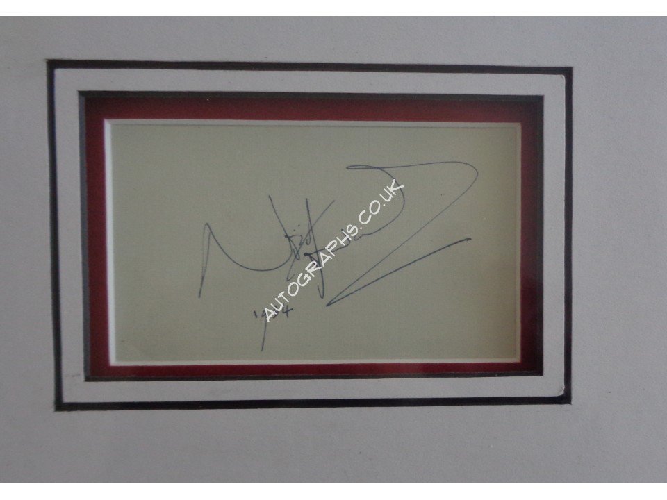 Noel Coward genuine authentic autograph signed display. COA UACC