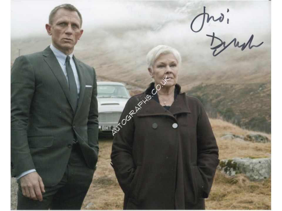 James Bond Judi Dench genuine authentic autograph signed photo. COA UACC James Bond Judi Dench genuine authentic autograph signed photo. COA UACC