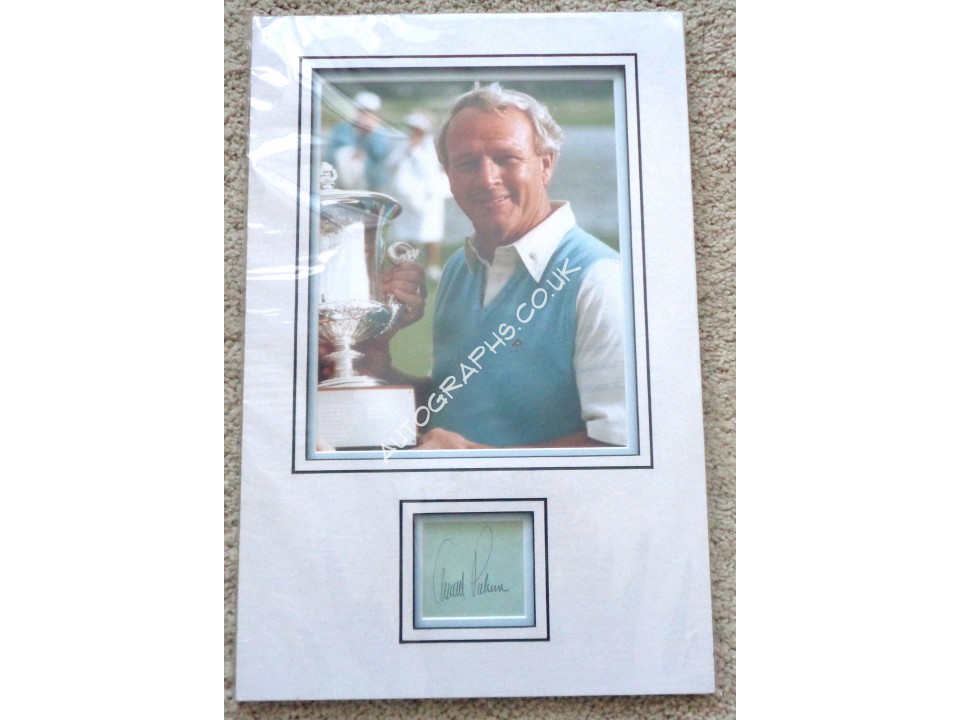 Arnold Palmer Golf signed genuine signature autograph display. COA UACC Arnold Palmer Golf signed genuine signature autograph display. COA UACC