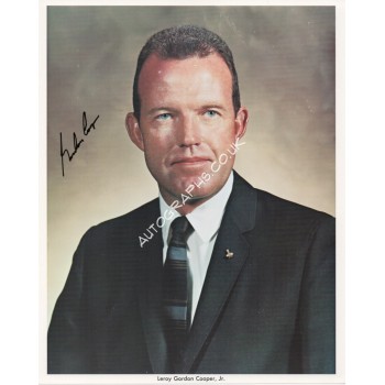 Gordon Cooper Mercury 7 signed genuine signature photo. COA UACC