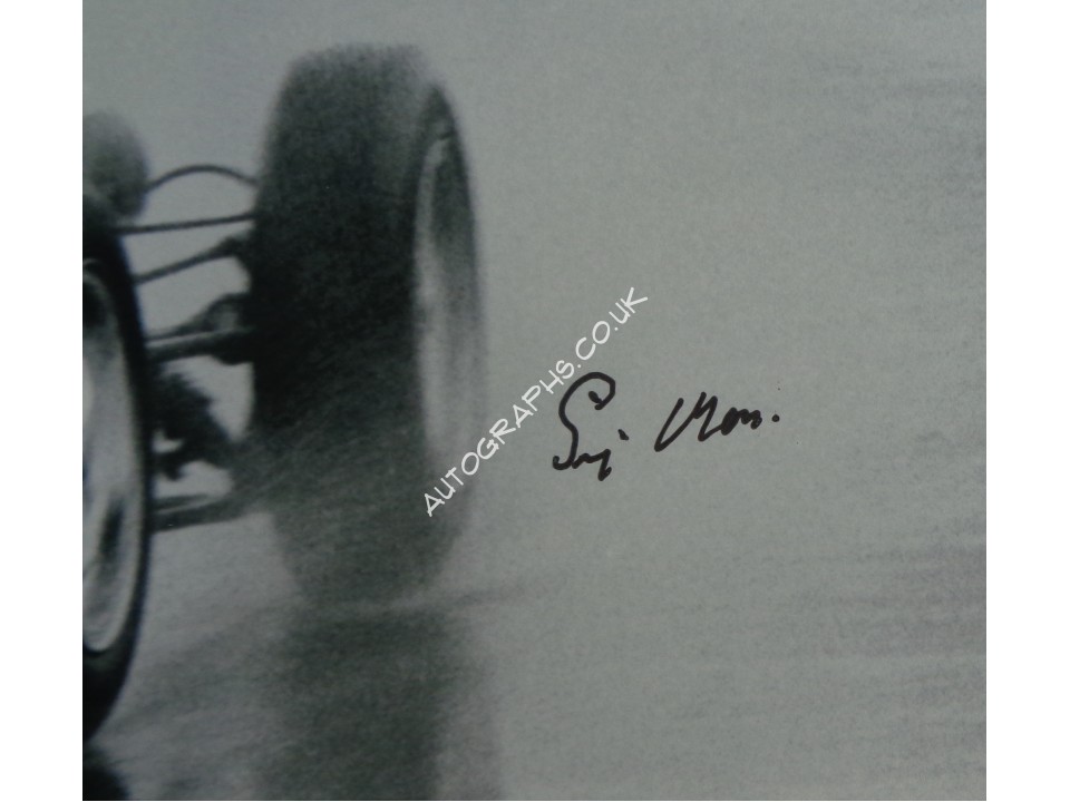 Stirling Moss original authentic genuine signed autograph photo. COA UACC Stirling Moss original authentic genuine signed autograph photo. COA UACC
