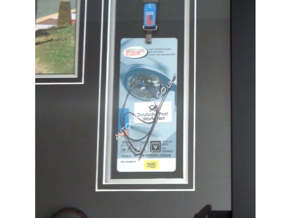 Mika Hakkinen F1 genuine autograph signature signed pass display. COA UACC Mika Hakkinen F1 genuine autograph signature signed pass display. COA UACC