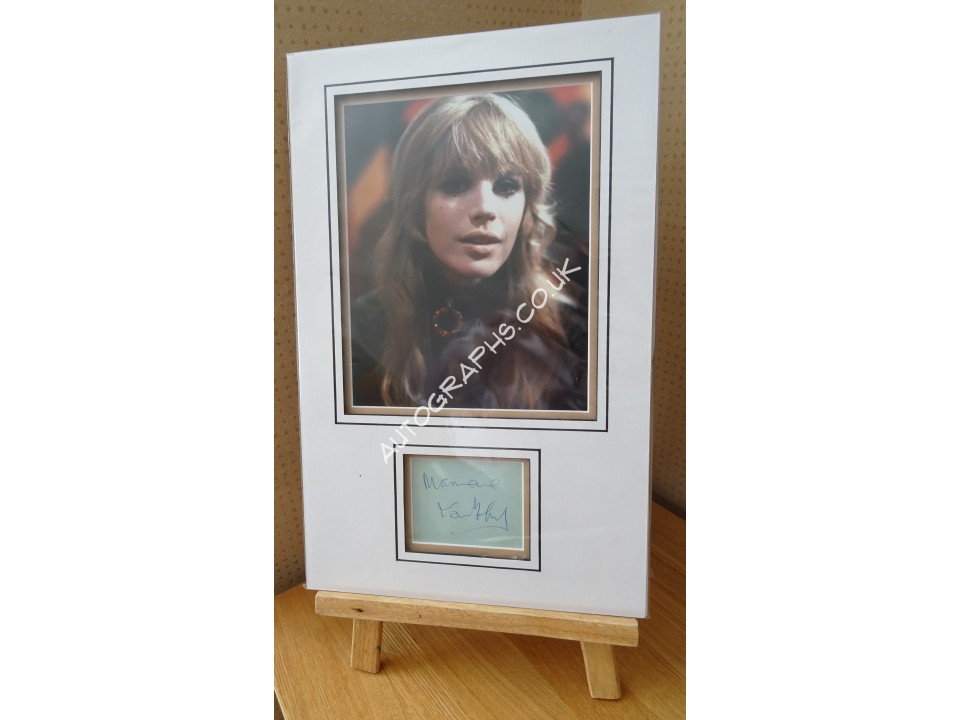 Marianne Faithfull signed authentic genuine signature autograph display. COA UACC