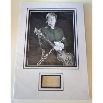 Paul McCartney Beatles signed authentic genuine signature autograph display. COA UACC