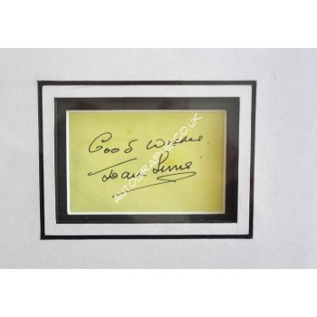 Joan Sims Carry On signed authentic genuine signature autograph display. COA UACC Joan Sims Carry On signed authentic genuine signature autograph display. COA UACC
