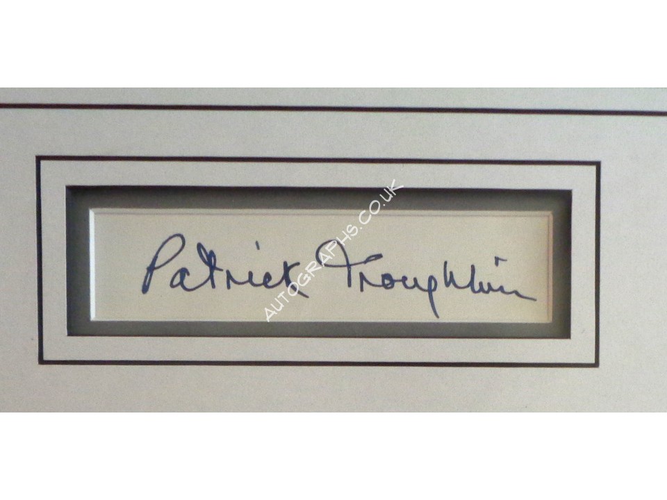 Patrick Troughton Doctor Who authentic signed genuine autograph photo display. COA UACC