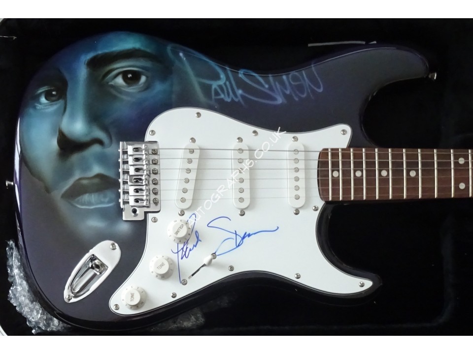 Paul Simon authentic signed genuine autograph guitar. COA UACC