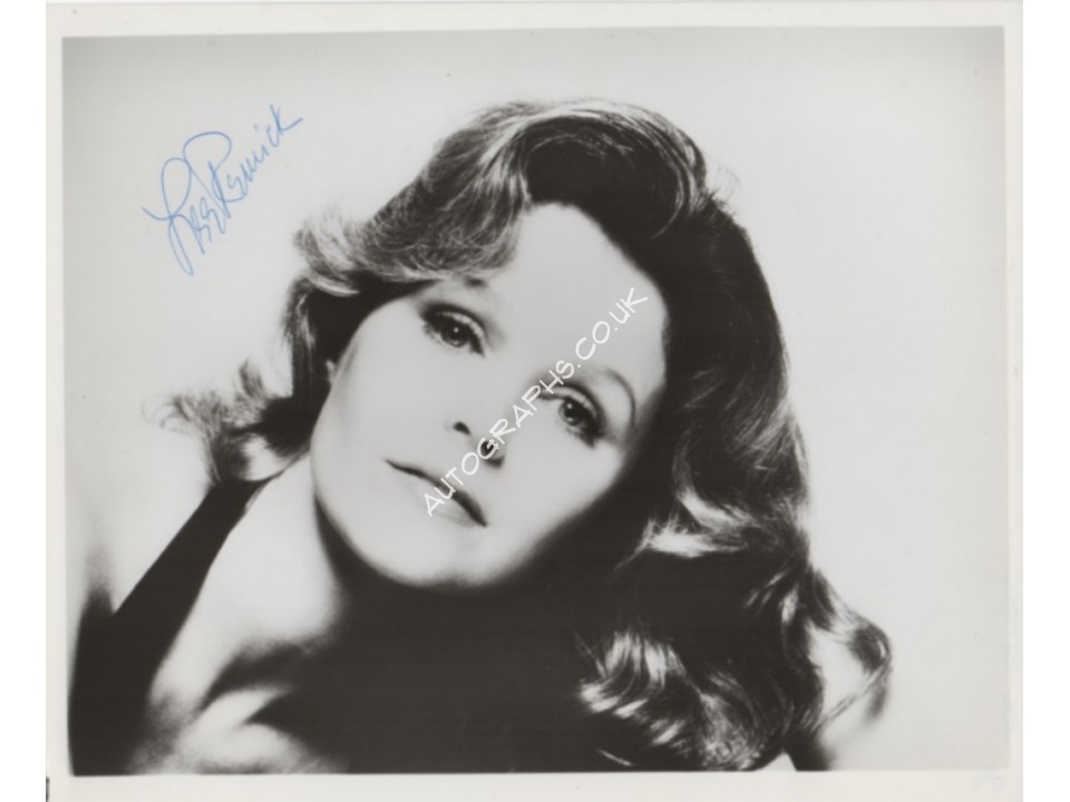 Lee Remick genuine signed autograph photo. COA UACC Lee Remick genuine signed autograph photo. COA UACC
