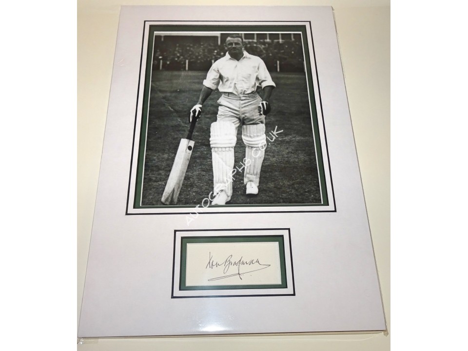 Don Bradman Cricket genuine signed autograph signature display.. COA UACC Don Bradman Cricket genuine signed autograph signature display.. COA UACC