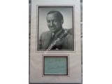 David Niven genuine authentic autograph signature photo display. COA UACC