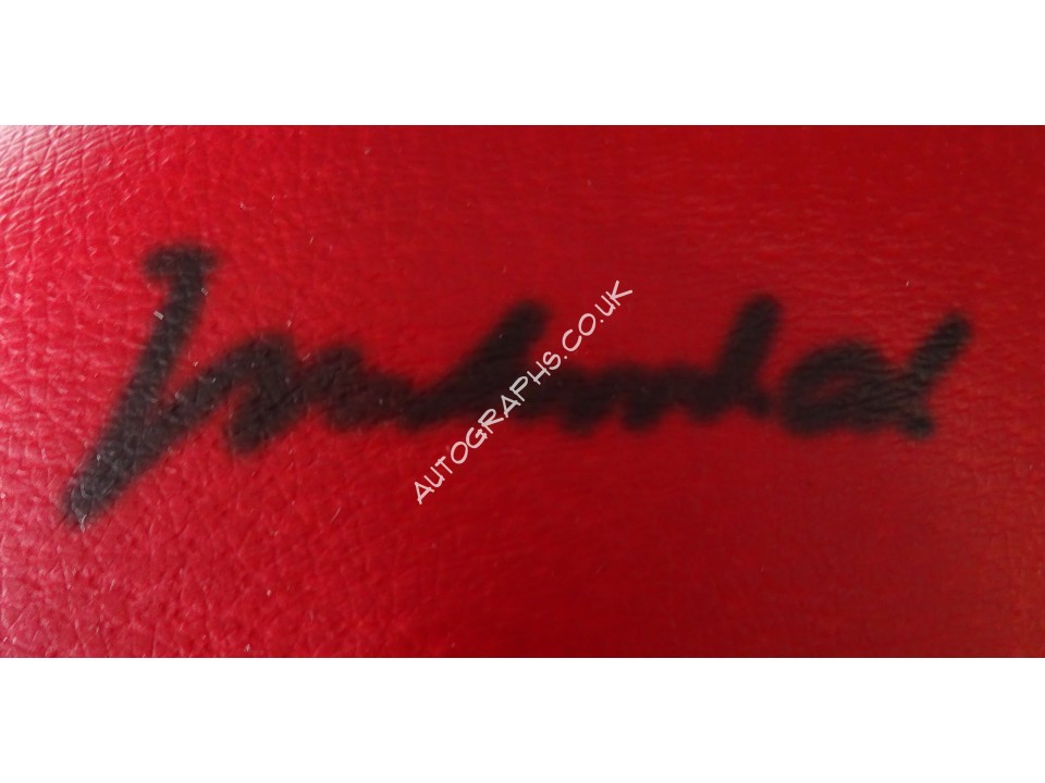 Muhammad Ali boxing Steiner signed authentic genuine signature glove. COA UACC Muhammad Ali boxing Steiner signed authentic genuine signature glove. COA UACC