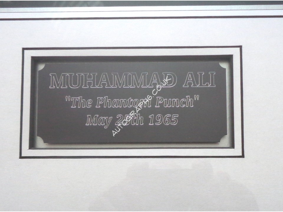 Muhammad Ali genuine authentic signed autograph photo display. COA UACC