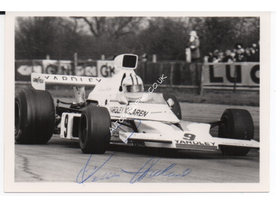 Denny Hulme McLaren M23  F1 genuine authentic original signed photo. COA UACC