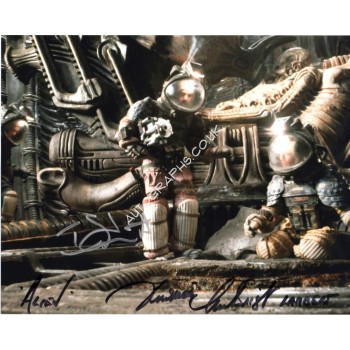 Veronica Cartwright Alien Tome Skerritt signed genuine signature autograph photo. COA UACC