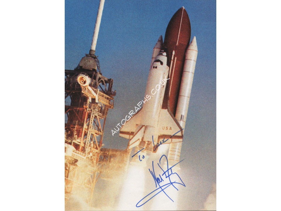 Neil Armstrong Apollo signed Genuine signature image. COA UACC Neil Armstrong Apollo signed Genuine signature image. COA UACC