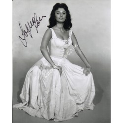 Sophia Loren sexy authentic genuine signed photo. COA UACC