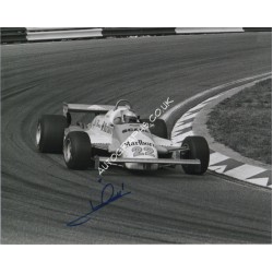 Mario Andretti F1 Indy authentic genuine signed image. COA UACC