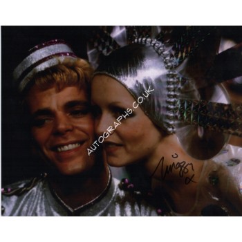 Twiggy Lawson Boyfriend signature authentic genuine signed photo. COA UACC