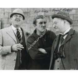 Bernard Cribbins Carry on etc genuine signed autograph photo. COA UACC