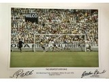 Pele Gordon Banks Brazil football genuine authentic autograph signed photo. COA UACC Pele Gordon Banks Brazil football genuine authentic autograph signed photo. COA UACC