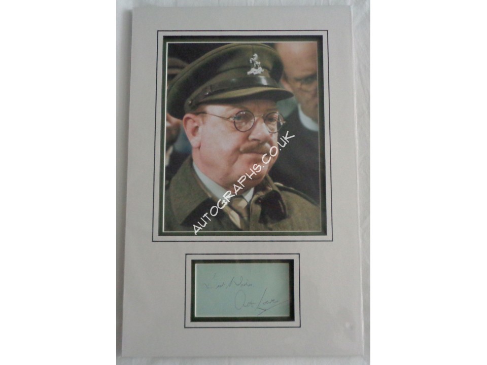 Arthur Lowe Dads Army authentic signed genuine autograph photo display. COA UACC