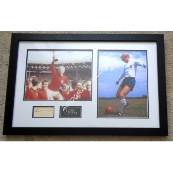 Bobby Moore West Ham signed authentic signature autograph photo display. COA UACC