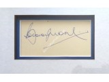 Bobby Moore West Ham signed authentic signature autograph photo display. COA UACC