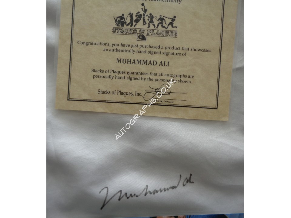 Muhammad Ali Boxing signed authentic signature autograph trunks photo +. COA UACC Muhammad Ali Boxing signed authentic signature autograph trunks photo +. COA UACC
