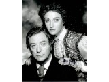 Jane Seymour Jack the Ripper authentic genuine autograph photo. COA UACC Jane Seymour Jack the Ripper authentic genuine autograph photo. COA UACC