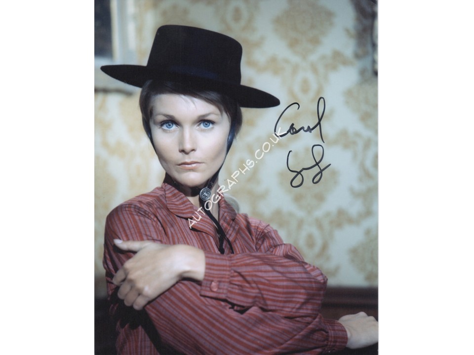 Carol Lynley genuine signed authentic signature photo. COA UACC