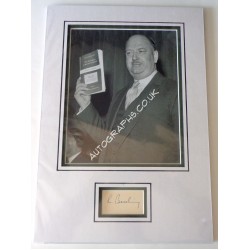 Richard Beeching report signed authentic genuine signature autograph display. COA UACC