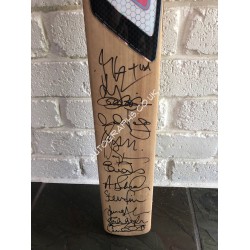 England Ashes Team 2011 genuine authentic signed signatures bat. COA UACC