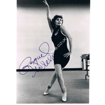 Raquel Welch original authentic genuine signed photo. COA UACC