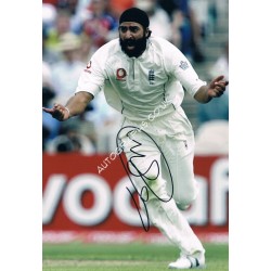 Monty Panesar original authentic genuine signed photo. COA UACC