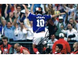 Zinedine Zidane original authentic genuine signed photo. COA UACC