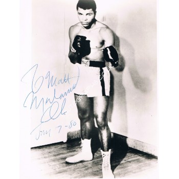 Muhammad Ali large authentic genuine signed card display. COA UACC