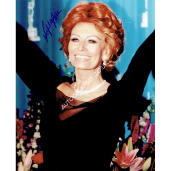 Sophia Loren original authentic genuine signed photo. COA UACC