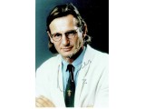 Liam Neeson  authentic genuine autograph signed photo. COA UACC